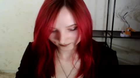 crystal_carnation online show from May 8, 8:03 pm