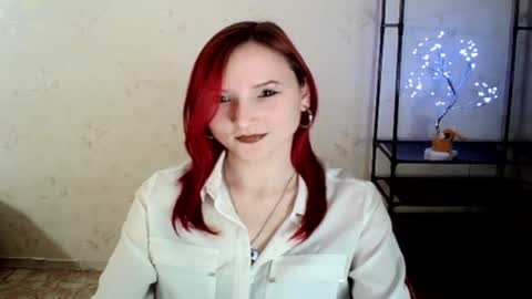 crystal_carnation online show from May 12, 7:01 pm