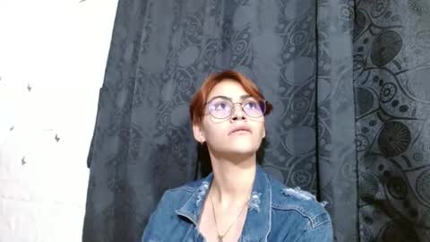 Snapshot of crystal_starx chatting on February 15, 2:37 am Crystal Blaze online show from February 15, 2:37 am