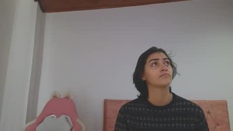 Snapshot of crystal_starx chatting on October 12, 12:31 pm Crystal Blaze online show from October 12, 12:31 pm