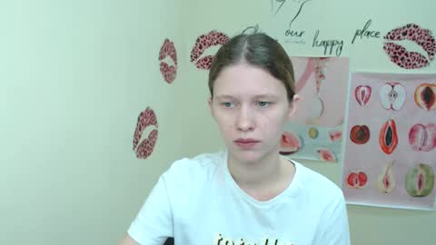 Stella online show from February 25, 10:15 am