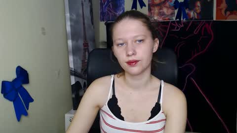 Stella online show from April 7, 12:18 pm