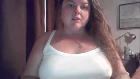 Snapshot of crystalizzzee chatting on October 7, 4:36 pm Herekittykitty69 online show from October 7, 4:36 pm