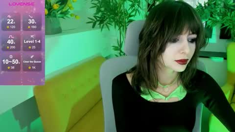 crystallbloom online show from October 13, 4:47 am