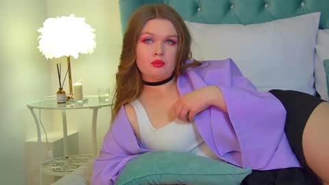 Crystal online show from February 21, 2:38 pm