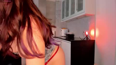 crystalnova_ online show from March 4, 12:35 pm