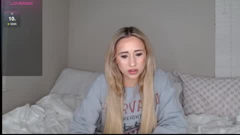 Nikki online show from October 26, 12:55 am