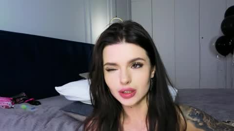 cubanitoleon online show from November 7, 9:06 pm