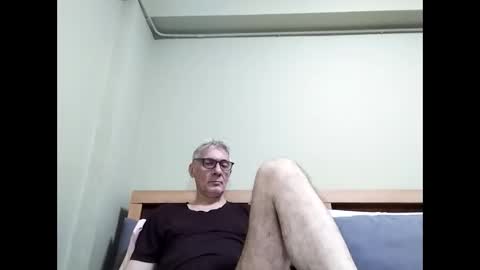 BIG UNCUT HARD COCK online show from October 15, 2:37 am