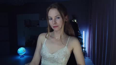 Alexia online show from December 21, 1:39 pm