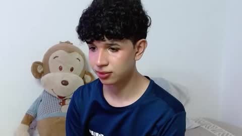 Cuddly online show from October 6, 9:32 pm