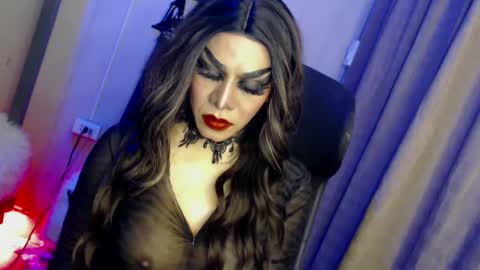 CUMMELA SLUTI online show from March 11, 9:13 am