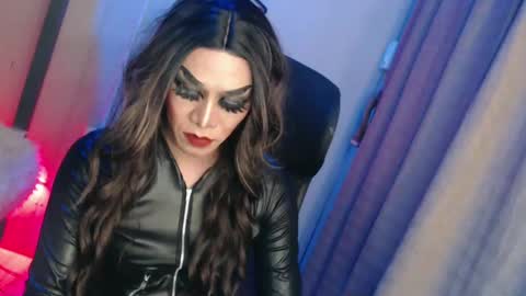 CUMMELA SLUTI online show from March 3, 4:15 pm