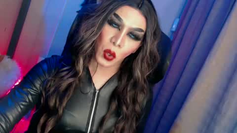 CUMMELA SLUTI online show from March 3, 1:12 pm