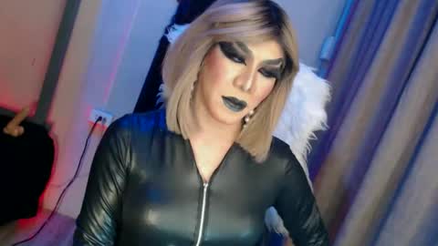 CUMMELA SLUTI online show from September 23, 6:47 pm