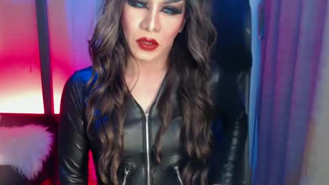 CUMMELA SLUTI online show from March 1, 8:45 am