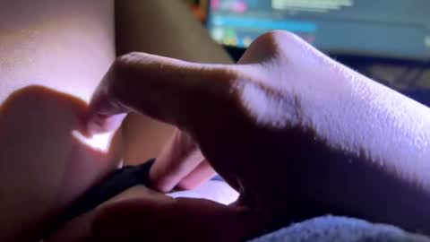 im KIM new girl to spoil online show from March 6, 12:21 am