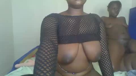 cum_central online show from February 25, 8:00 pm