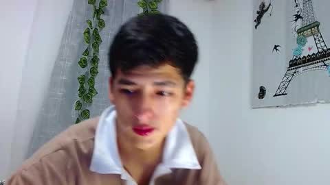 Snapshot of cumb0y_squirtgirl chatting on October 16, 10:15 am Pablo and emma online show from October 16, 10:15 am