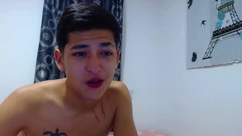 Snapshot of cumb0y_squirtgirl chatting on September 15, 10:17 am Pablo and emma online show from September 15, 10:17 am