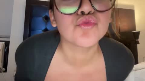 cumberinme online show from January 12, 6:09 am