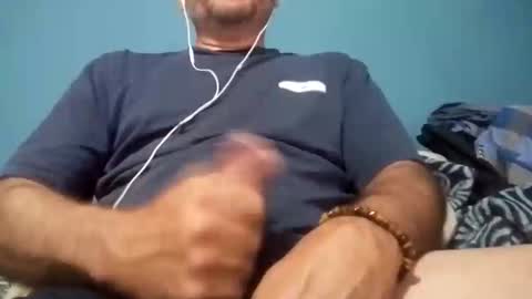 cumbian_chero online show from April 29, 2:22 pm