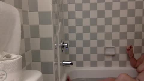 CumDumpSlut online show from November 23, 12:41 am