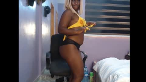 Lizzy online show from January 12, 9:49 am