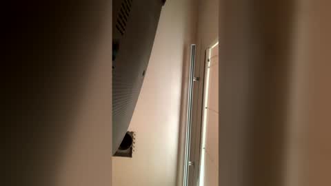 cummer23245 online show from April 19, 3:24 pm