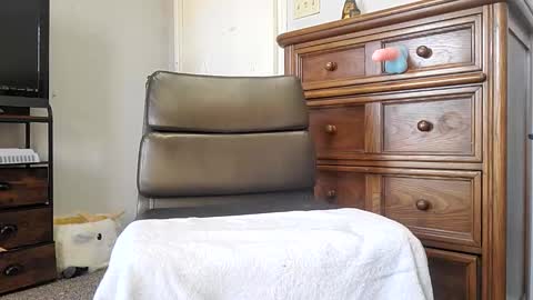 Charlie Mitchell   online show from December 12, 6:10 pm