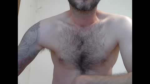 Snapshot of cummincock04 chatting on February 20, 9:22 am cummincock04 online show from February 20, 9:22 am