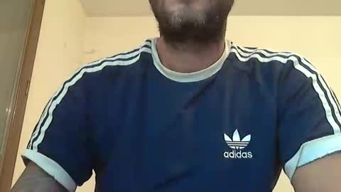 Snapshot of cummincock04 chatting on October 17, 9:13 am cummincock04 online show from October 17, 9:13 am