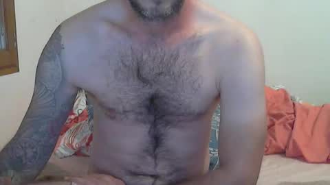 Snapshot of cummincock04 chatting on October 23, 4:41 pm cummincock04 online show from October 23, 4:41 pm