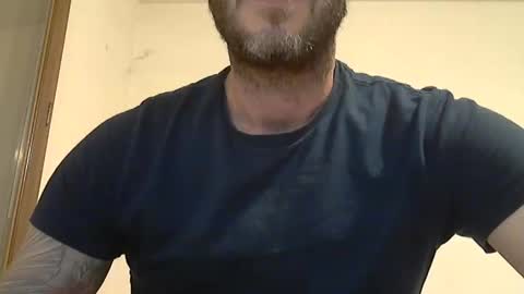 Snapshot of cummincock04 chatting on February 12, 5:16 pm cummincock04 online show from February 12, 5:16 pm