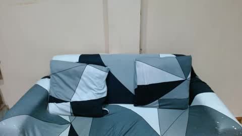 Leah Vergara online show from December 2, 10:56 am