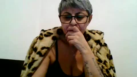couple online show from September 27, 1:24 am