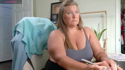 curious couple online show from March 11, 2:09 pm