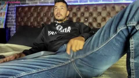 --Yeison-- online show from January 12, 4:25 pm