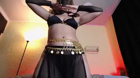 DANI online show from March 6, 2:21 am