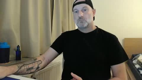 Curman85 online show from October 27, 10:54 pm