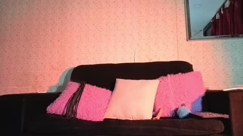 curvy_and_petite11_aws online show from October 1, 10:30 pm