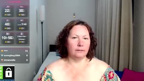 curvy_girlz online show from September 28, 6:06 pm