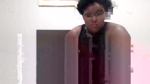 Snapshot of curvybcelinemixe chatting on September 23, 9:43 pm Cline online show from September 23, 9:43 pm
