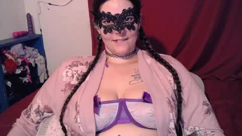 Celine Fawe online show from May 7, 2:07 am