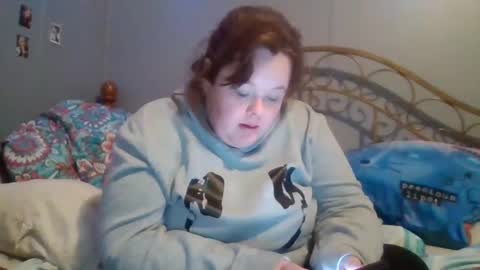 Snapshot of curvyplayday chatting on February 1, 12:15 pm dahlia -kim online show from February 1, 12:15 pm