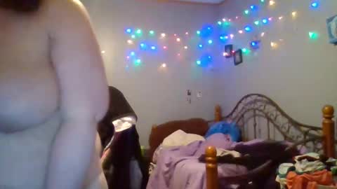 Snapshot of curvyplayday chatting on February 27, 3:40 am dahlia -kim online show from February 27, 3:40 am