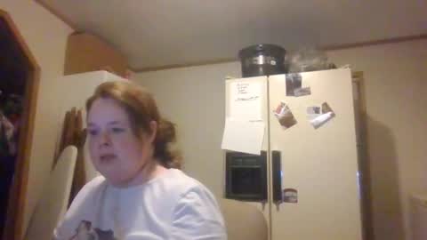 Snapshot of curvyplayday chatting on September 29, 7:18 am dahlia -kim online show from September 29, 7:18 am