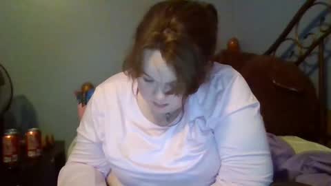 Snapshot of curvyplayday chatting on February 9, 8:21 am dahlia -kim online show from February 9, 8:21 am