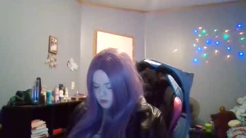 Snapshot of curvyplayday chatting on March 1, 4:47 am dahlia -kim online show from March 1, 4:47 am