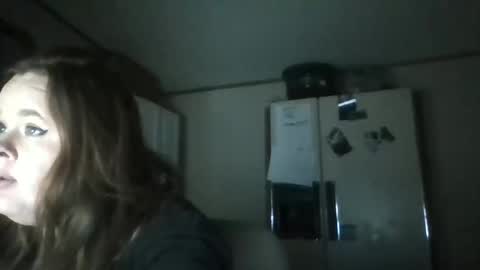 Snapshot of curvyplayday chatting on October 18, 12:15 am dahlia -kim online show from October 18, 12:15 am